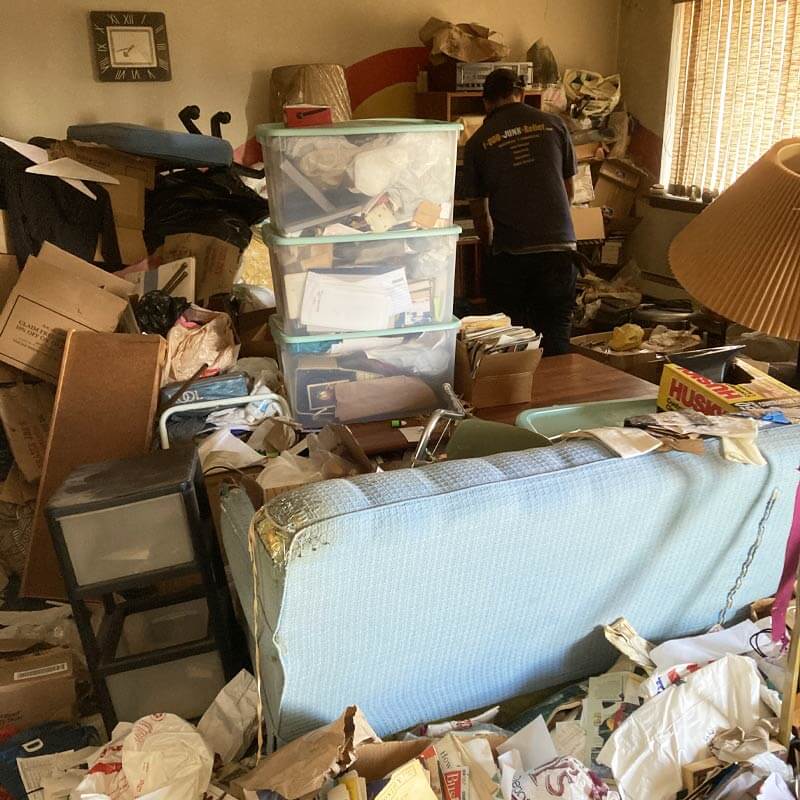 Hoarding Cleaning Up Services Chicago | Junkrelief.com