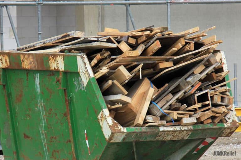 How to Dispose of Old Wood and Lumber in Chicago